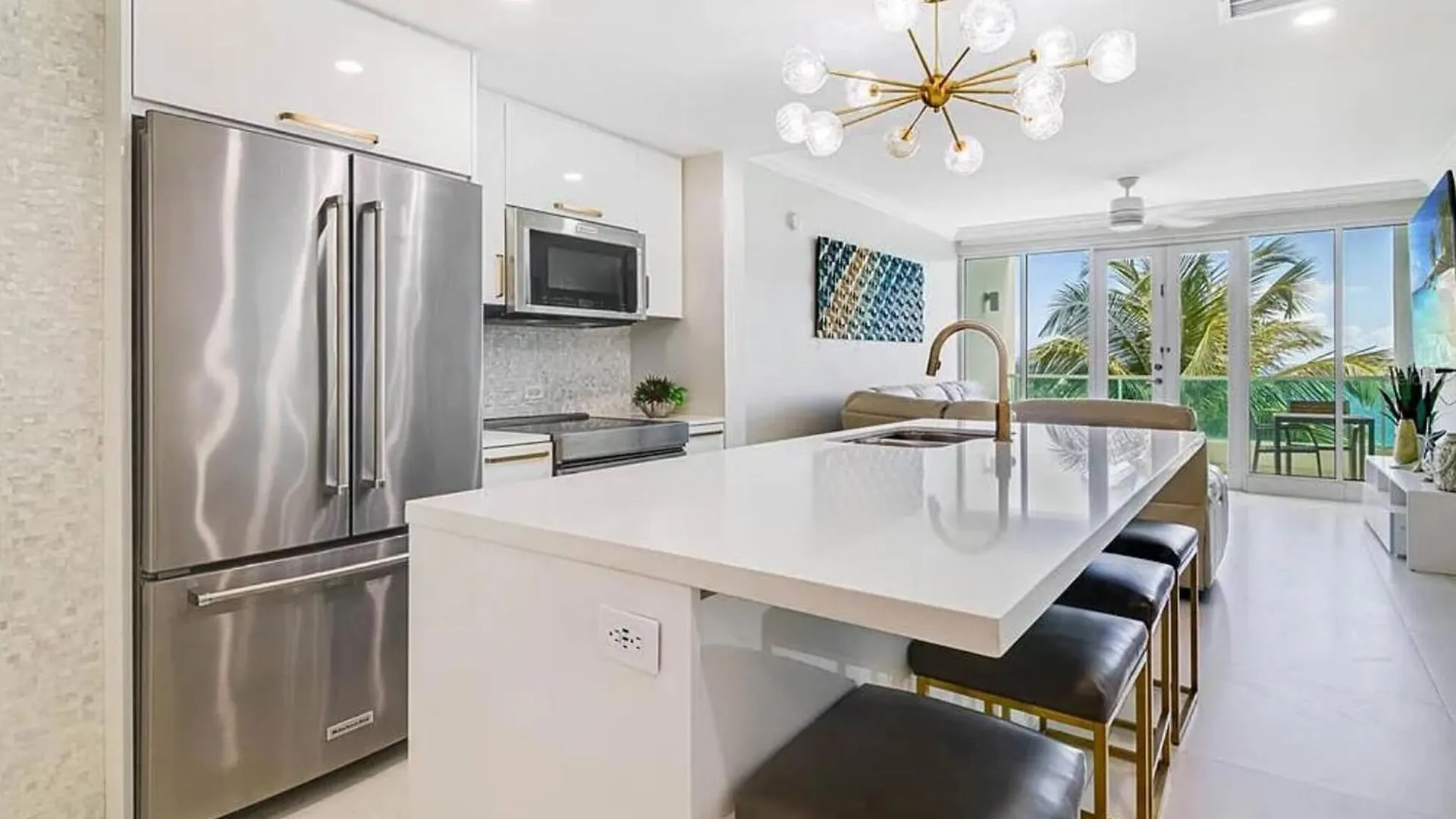 Oceanview Sub Penthouse, Walk To Beach & Pool San Juan 0*,  Puerto Rico