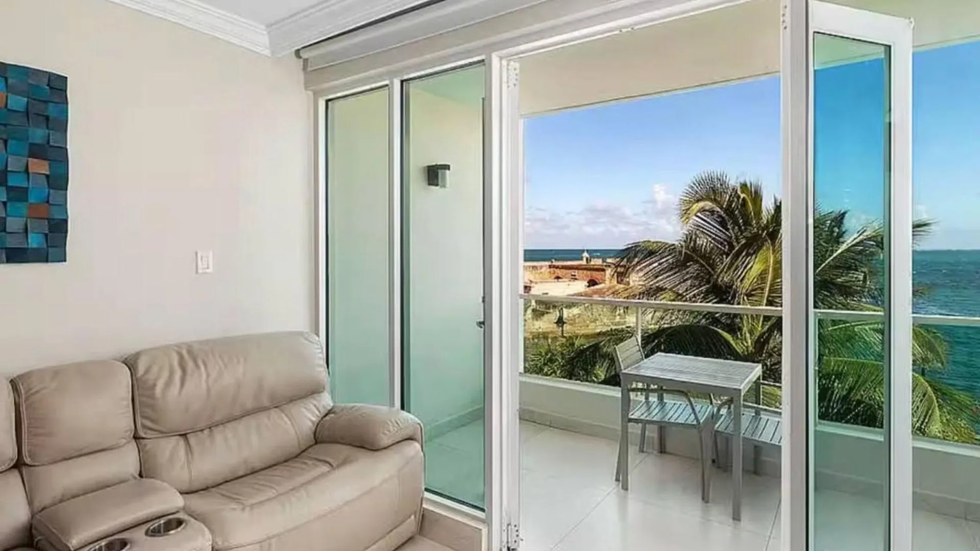 Lägenhet Oceanview Sub Penthouse, Walk To Beach & Pool San Juan