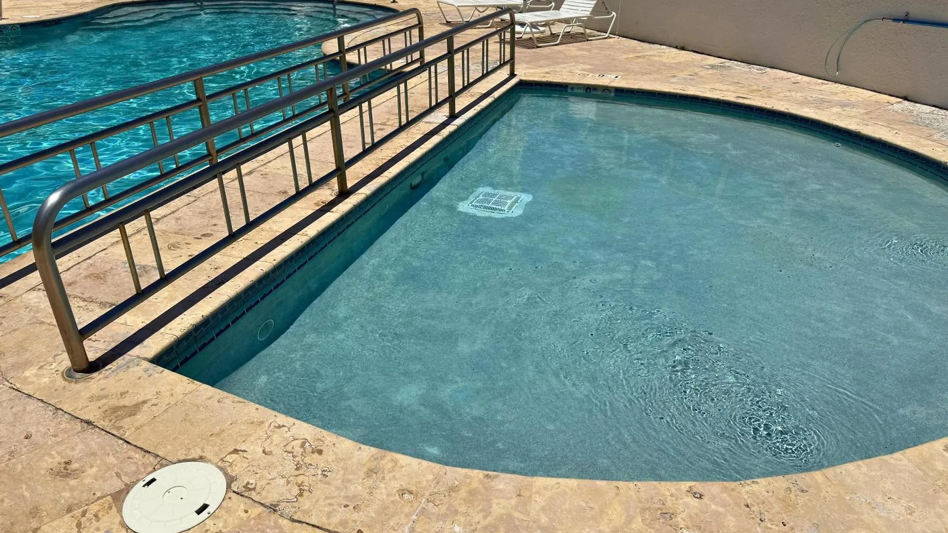 Oceanview Sub Penthouse, Walk To Beach & Pool San Juan Puerto Rico