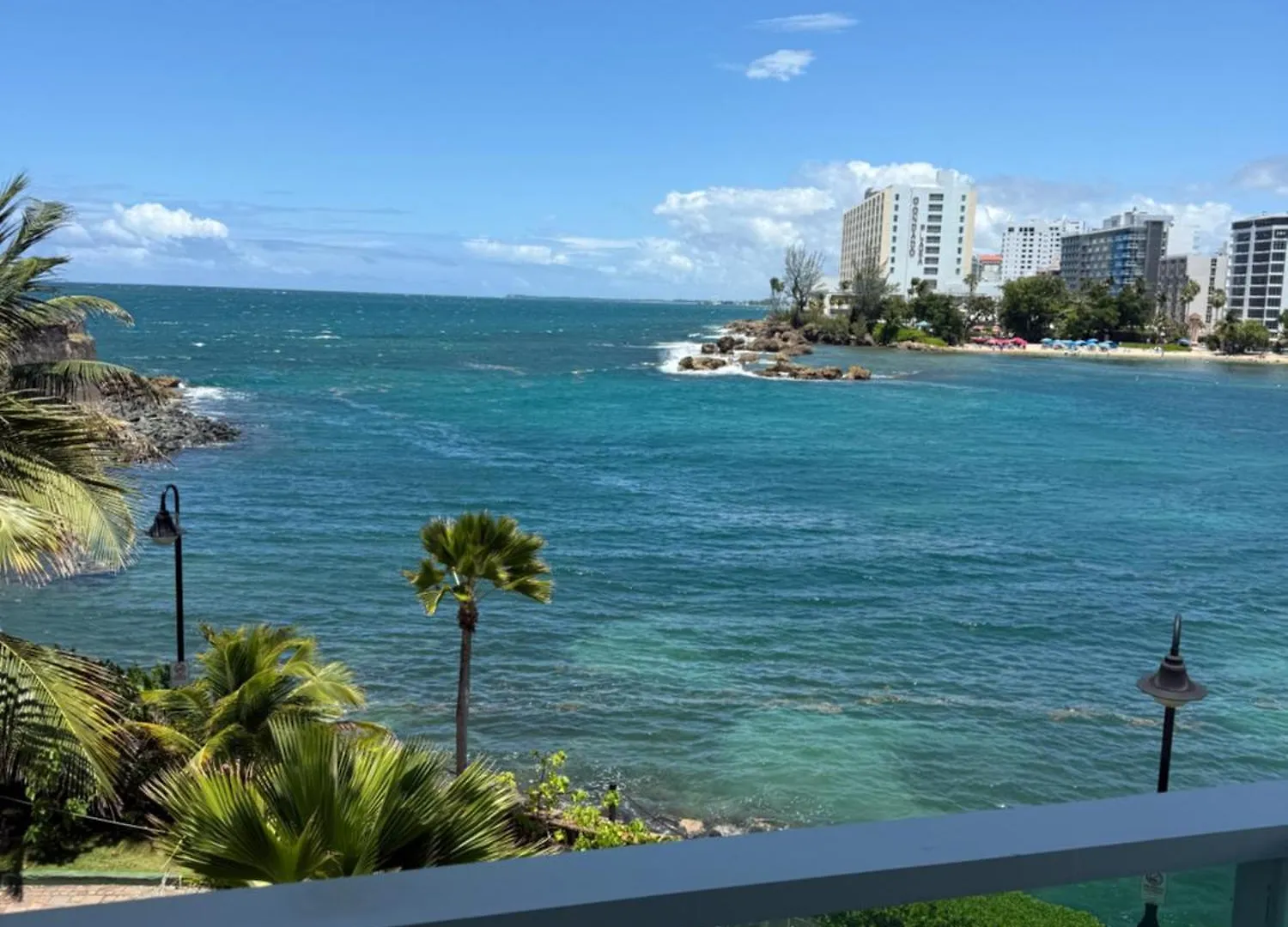 Oceanview Sub Penthouse, Walk To Beach & Pool San Juan 0*,  Puerto Rico